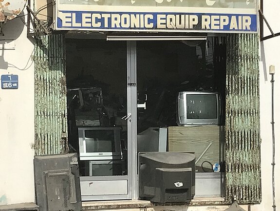 9943FAC5-D794-4E2D-9560-9D9617759182_1_105_c